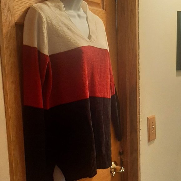 Soft knit sweater - Picture 3 of 4